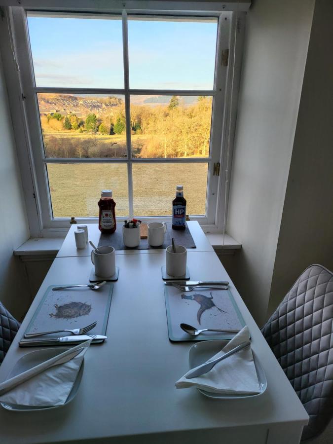 Langhouse Castle Bed And Breakfast Inverkip Extérieur photo